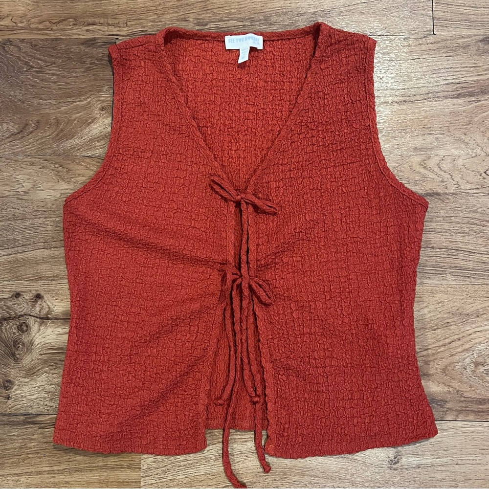 See You Monday Los Angeles Tie-Front Top Size Medium